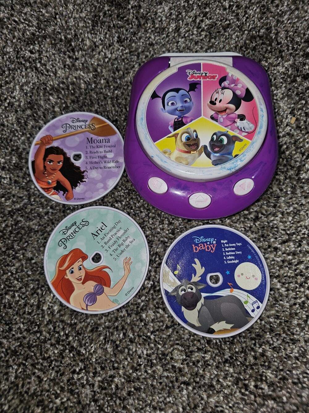 DISNEY BOOK GROUP STAFF: Disney Junior Music Player with 3 discs
